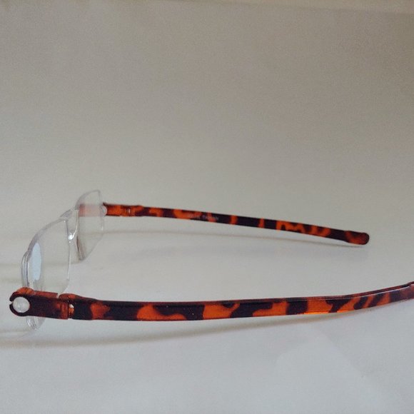 (NWT) Vintage 90's Rectangle Rimless 360 Degree Rotated Reading Glasses (S.Tort) - Picture 2 of 6
